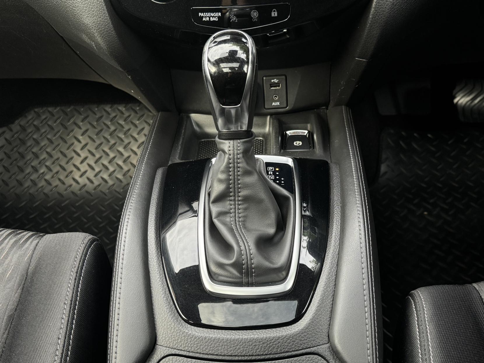 Nissan X-Trail 1.6 dCi N-Connecta SUV 5dr Diesel XTRON Euro 6 (s/s) (130 ps)