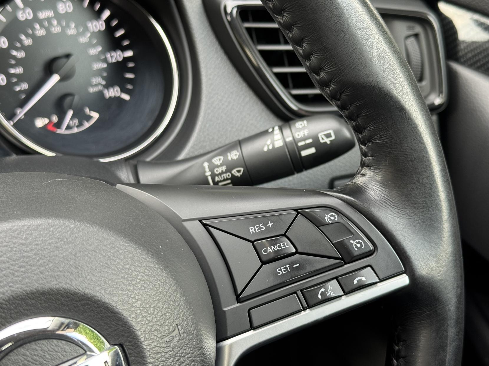 Nissan X-Trail 1.6 dCi N-Connecta SUV 5dr Diesel XTRON Euro 6 (s/s) (130 ps)