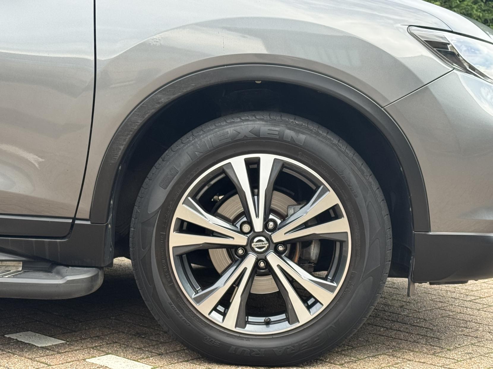 Nissan X-Trail 1.6 dCi N-Connecta SUV 5dr Diesel XTRON Euro 6 (s/s) (130 ps)