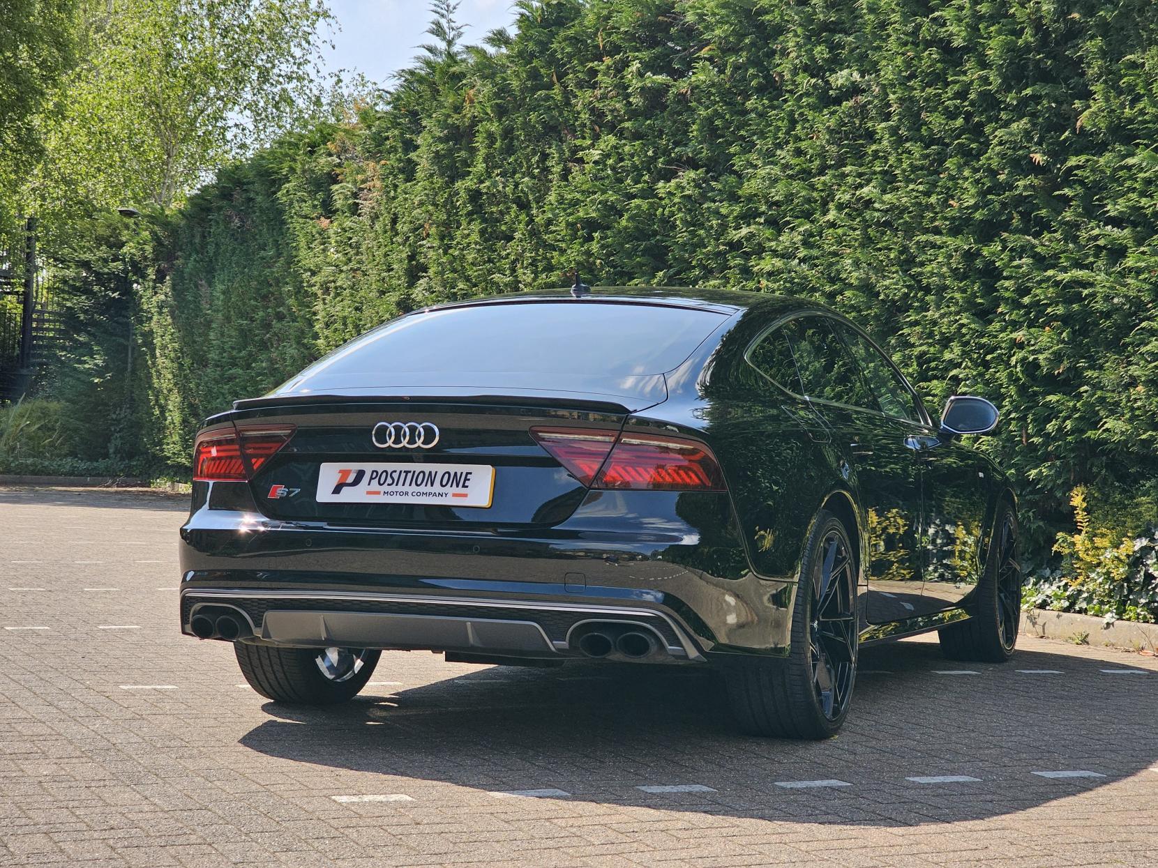 Audi S7 4.0 TFSI V8 Black Edition Sportback 5dr Petrol S Tronic quattro Euro 6 (s/s) (450 ps)