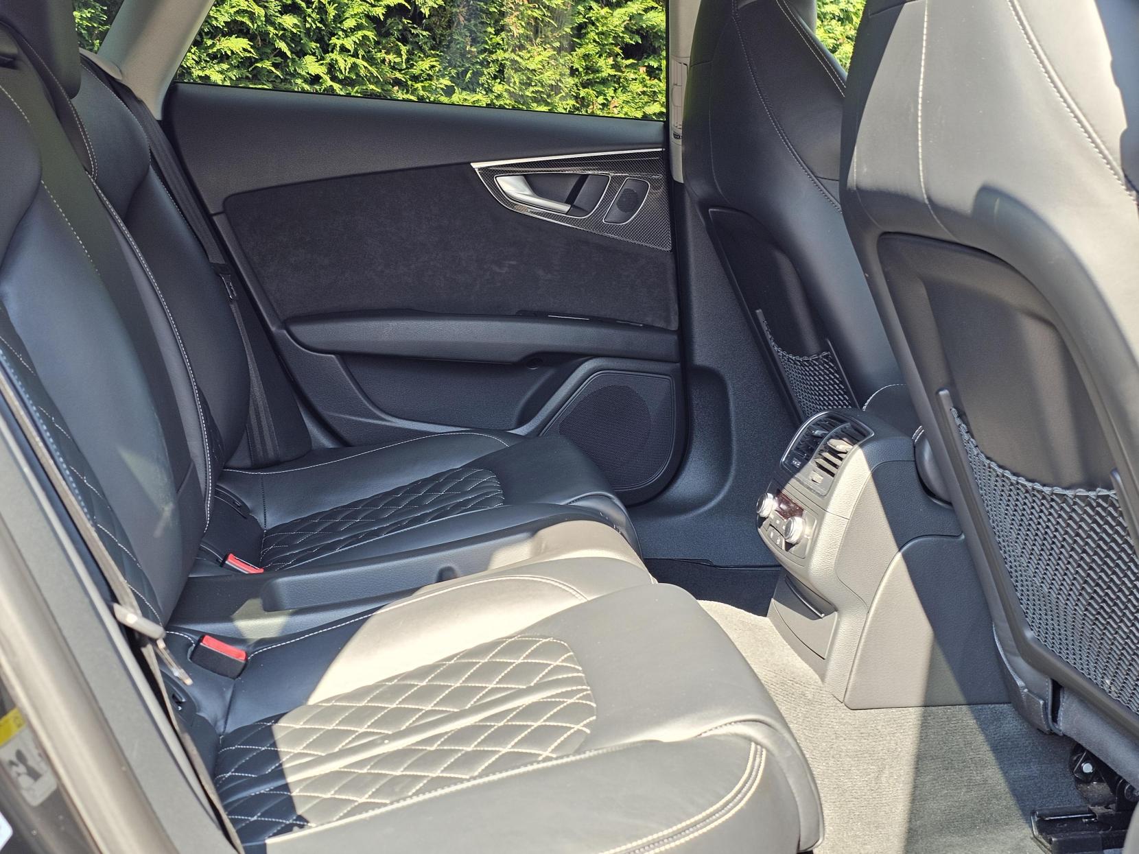 Audi S7 4.0 TFSI V8 Black Edition Sportback 5dr Petrol S Tronic quattro Euro 6 (s/s) (450 ps)
