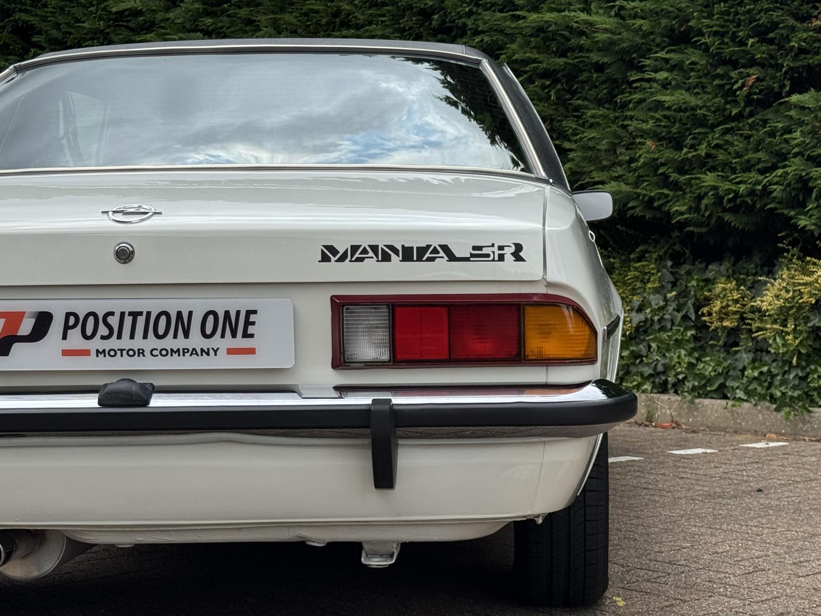Opel Manta 1.8 Berlinetta Coupe 2dr Petrol Manual (90 bhp)