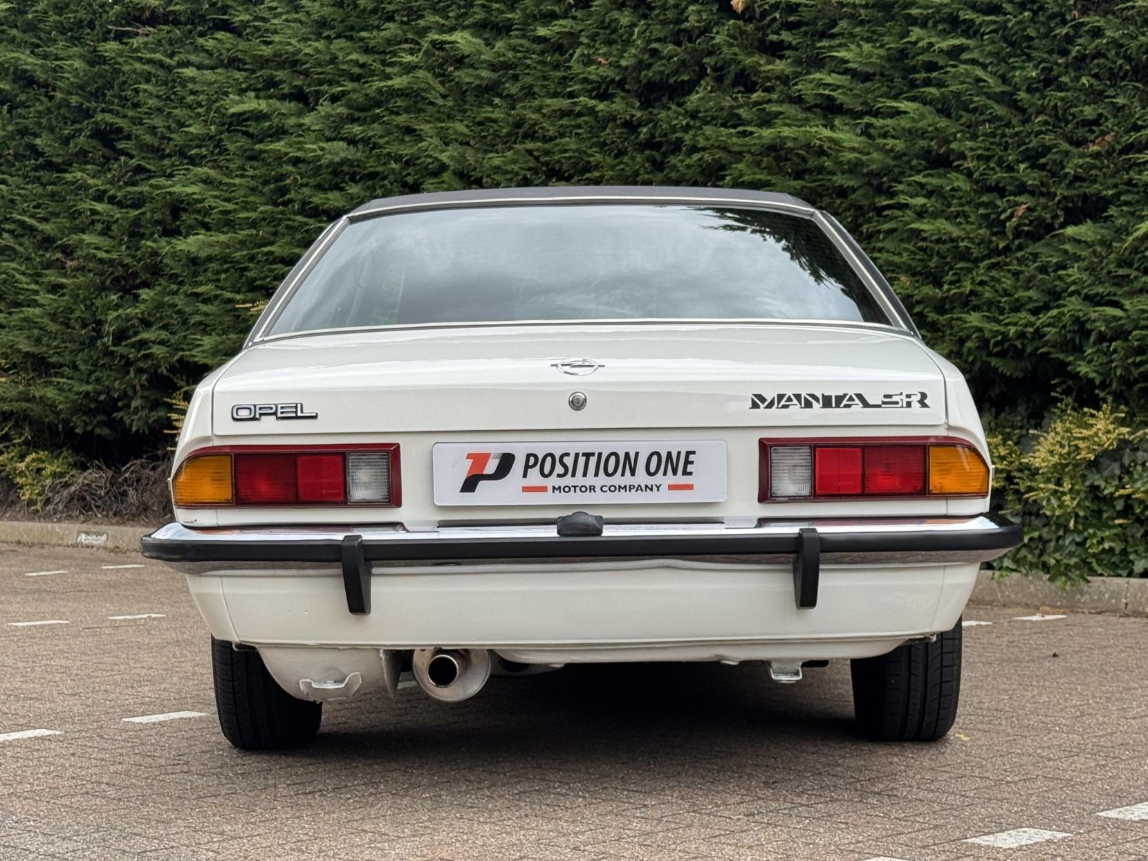 Opel Manta 1.8 Berlinetta Coupe 2dr Petrol Manual (90 bhp)