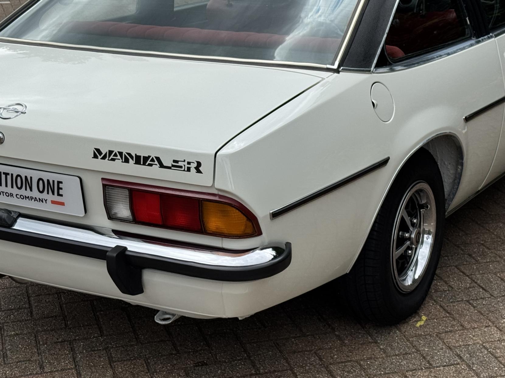 Opel Manta 1.8 Berlinetta Coupe 2dr Petrol Manual (90 bhp)