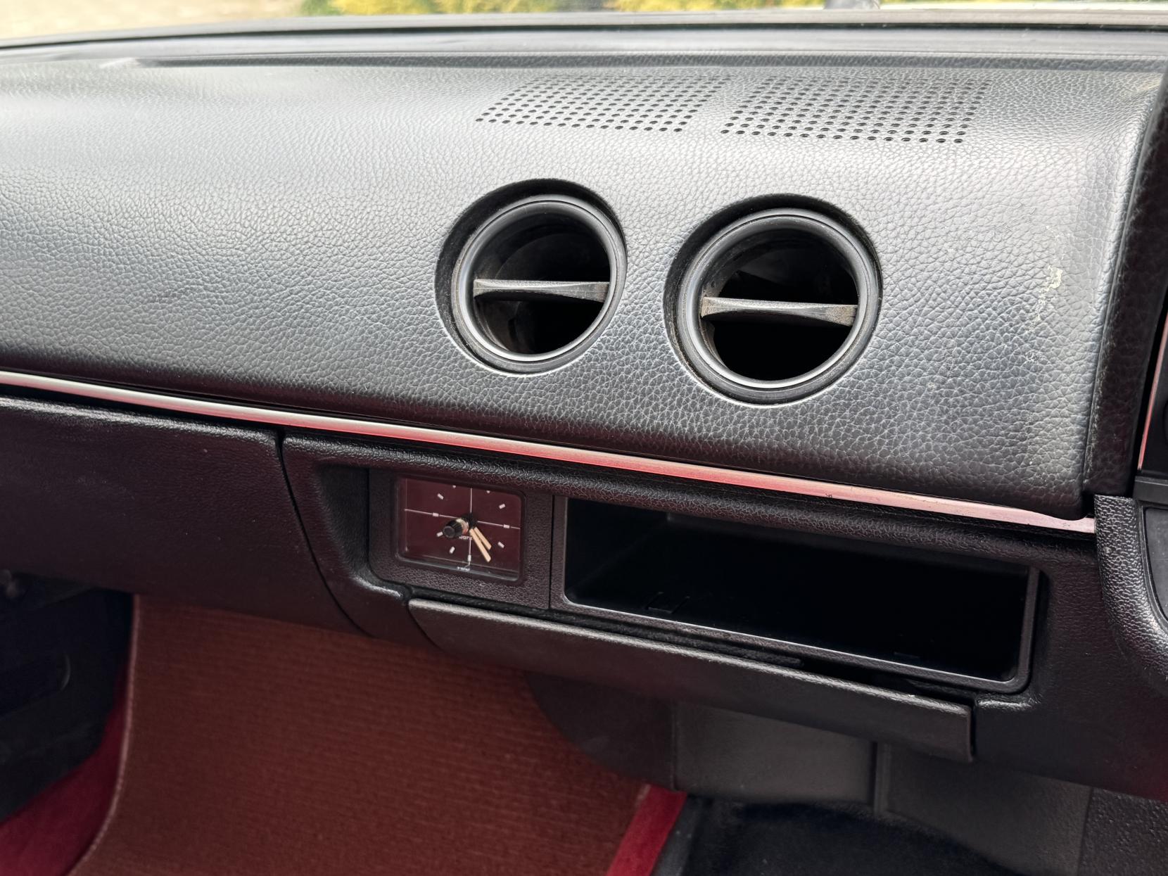 Opel Manta 1.8 Berlinetta Coupe 2dr Petrol Manual (90 bhp)