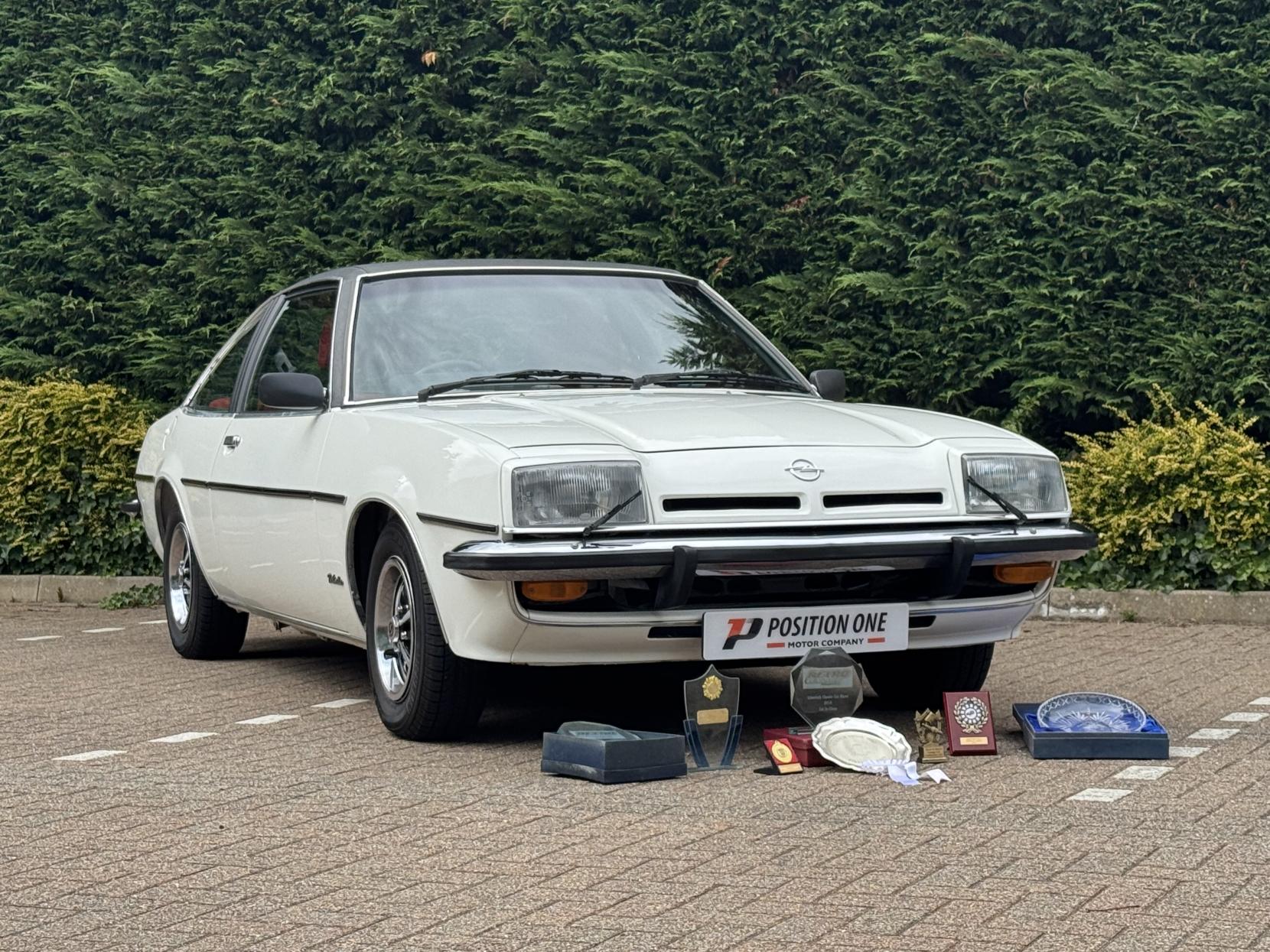Opel Manta 1.8 Berlinetta Coupe 2dr Petrol Manual (90 bhp)