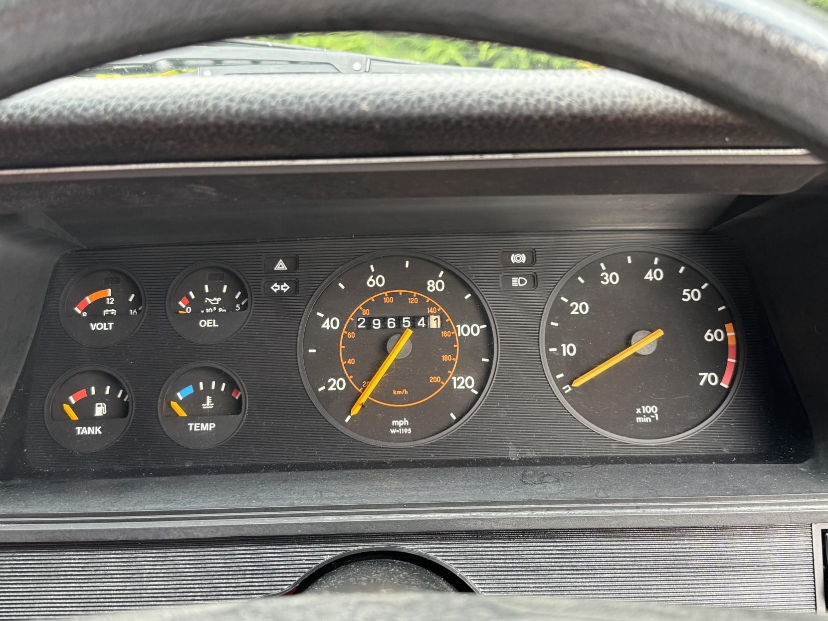 Opel Manta 1.8 Berlinetta Coupe 2dr Petrol Manual (90 bhp)
