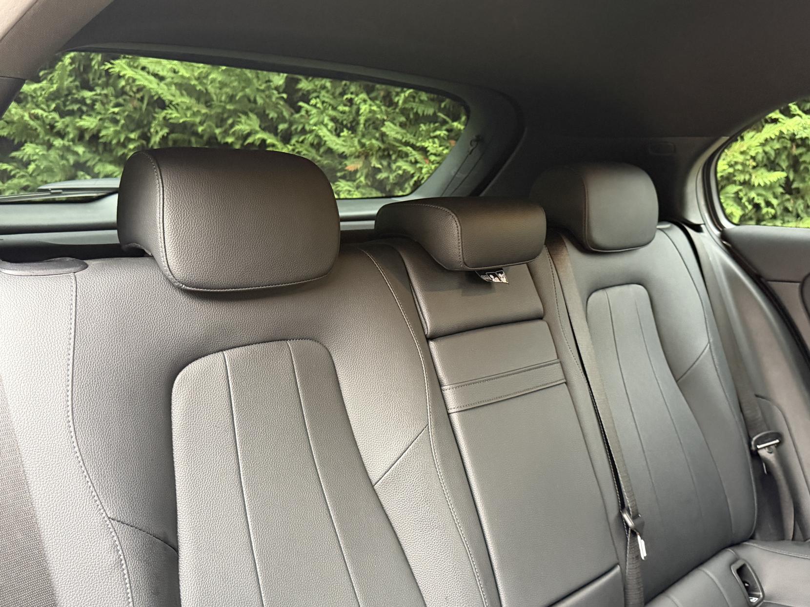 Mercedes-Benz A Class 1.3 A180h MHEV Sport (Executive) Hatchback 5dr Petrol Hybrid 7G-DCT Euro 6 (s/s) (150 ps)