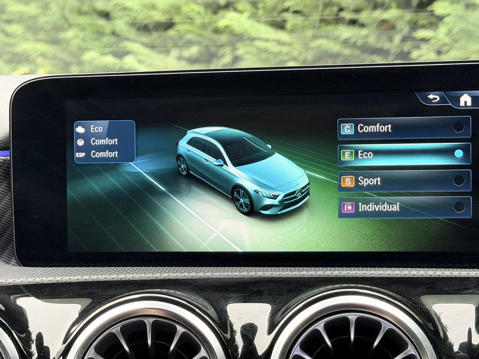 Mercedes-Benz A Class 1.3 A180h MHEV Sport (Executive) Hatchback 5dr Petrol Hybrid 7G-DCT Euro 6 (s/s) (150 ps)