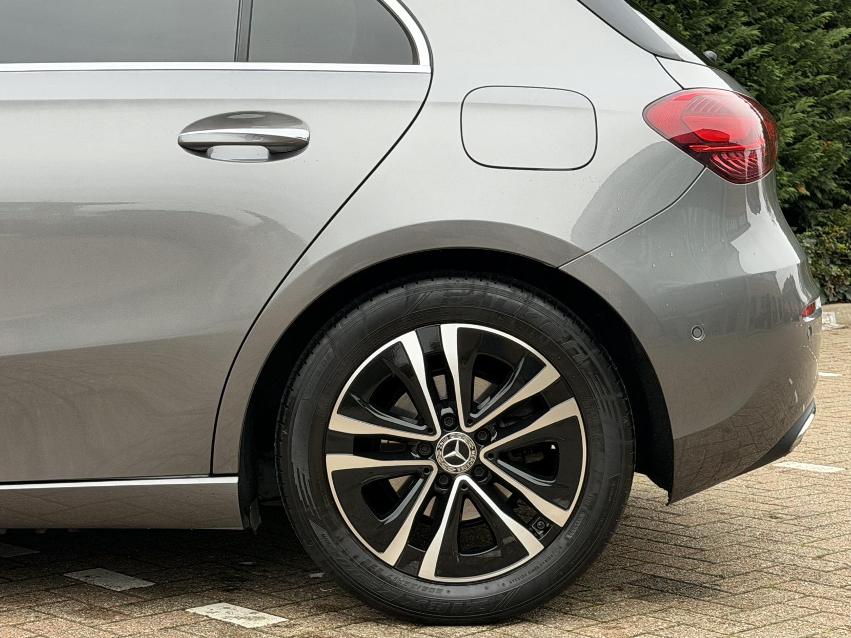 Mercedes-Benz A Class 1.3 A180h MHEV Sport (Executive) Hatchback 5dr Petrol Hybrid 7G-DCT Euro 6 (s/s) (150 ps)