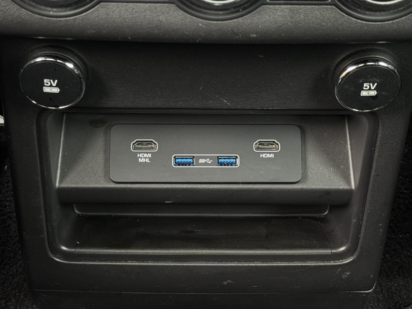 Land Rover Discovery 3.0 SD V6 HSE Luxury SUV 5dr Diesel Auto 4WD Euro 6 (s/s) (306 ps)