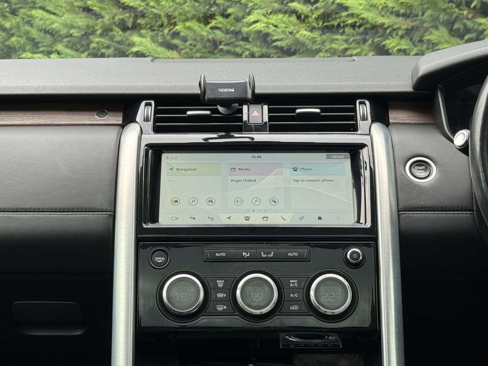 Land Rover Discovery 3.0 SD V6 HSE Luxury SUV 5dr Diesel Auto 4WD Euro 6 (s/s) (306 ps)