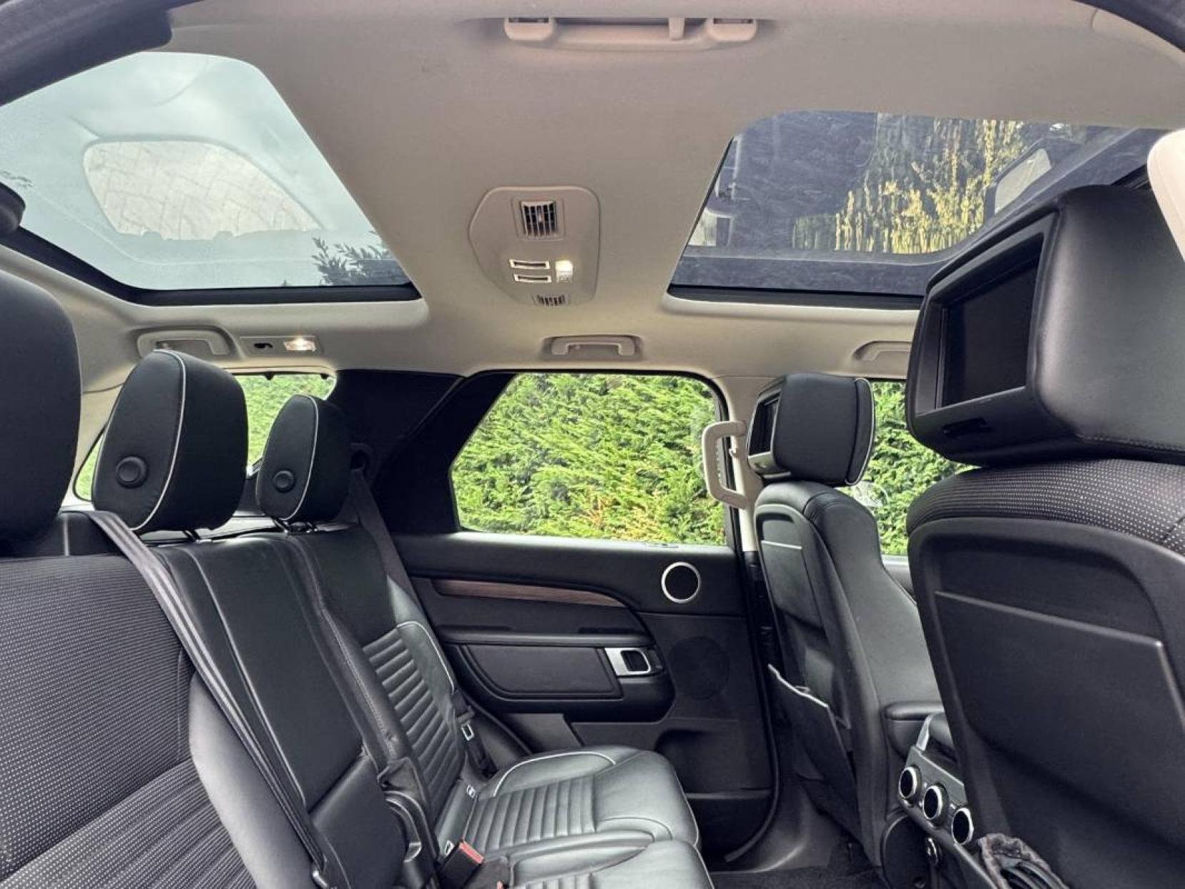 Land Rover Discovery 3.0 SD V6 HSE Luxury SUV 5dr Diesel Auto 4WD Euro 6 (s/s) (306 ps)