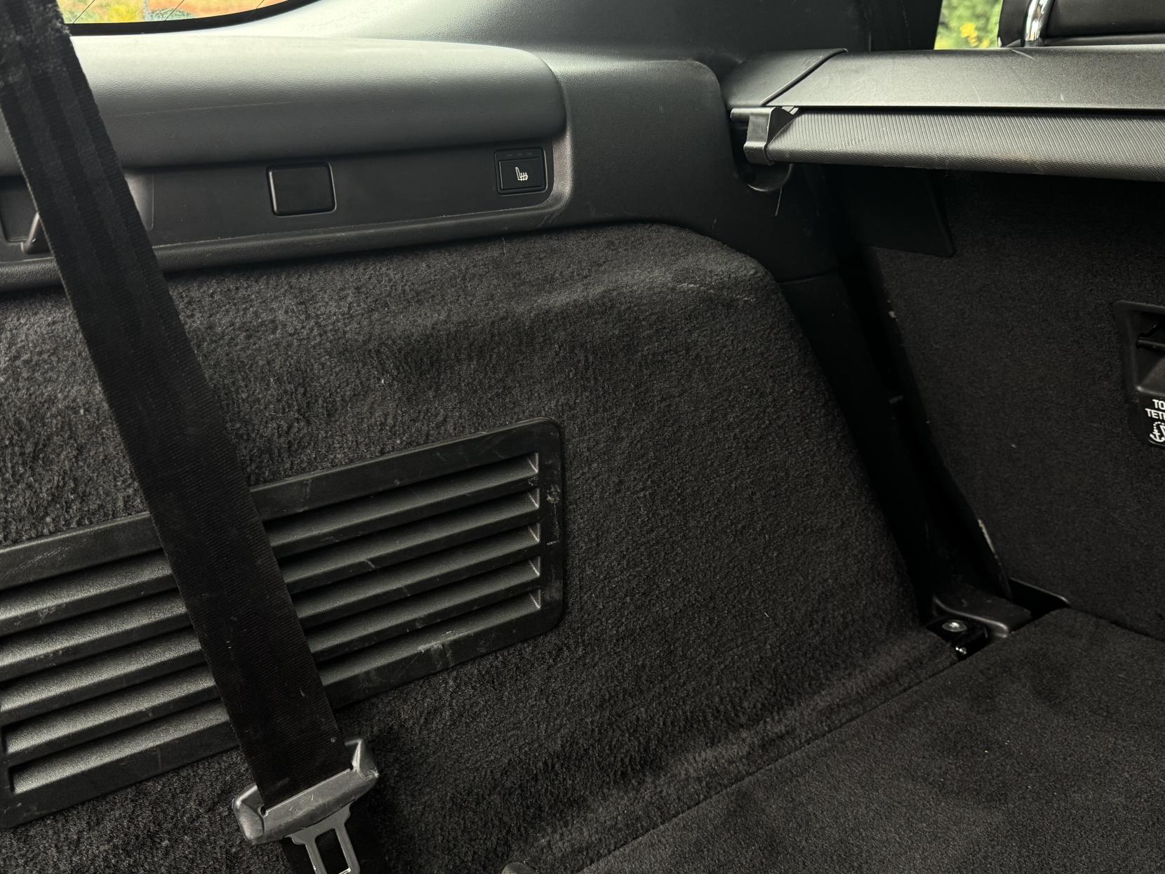 Land Rover Discovery 3.0 SD V6 HSE Luxury SUV 5dr Diesel Auto 4WD Euro 6 (s/s) (306 ps)