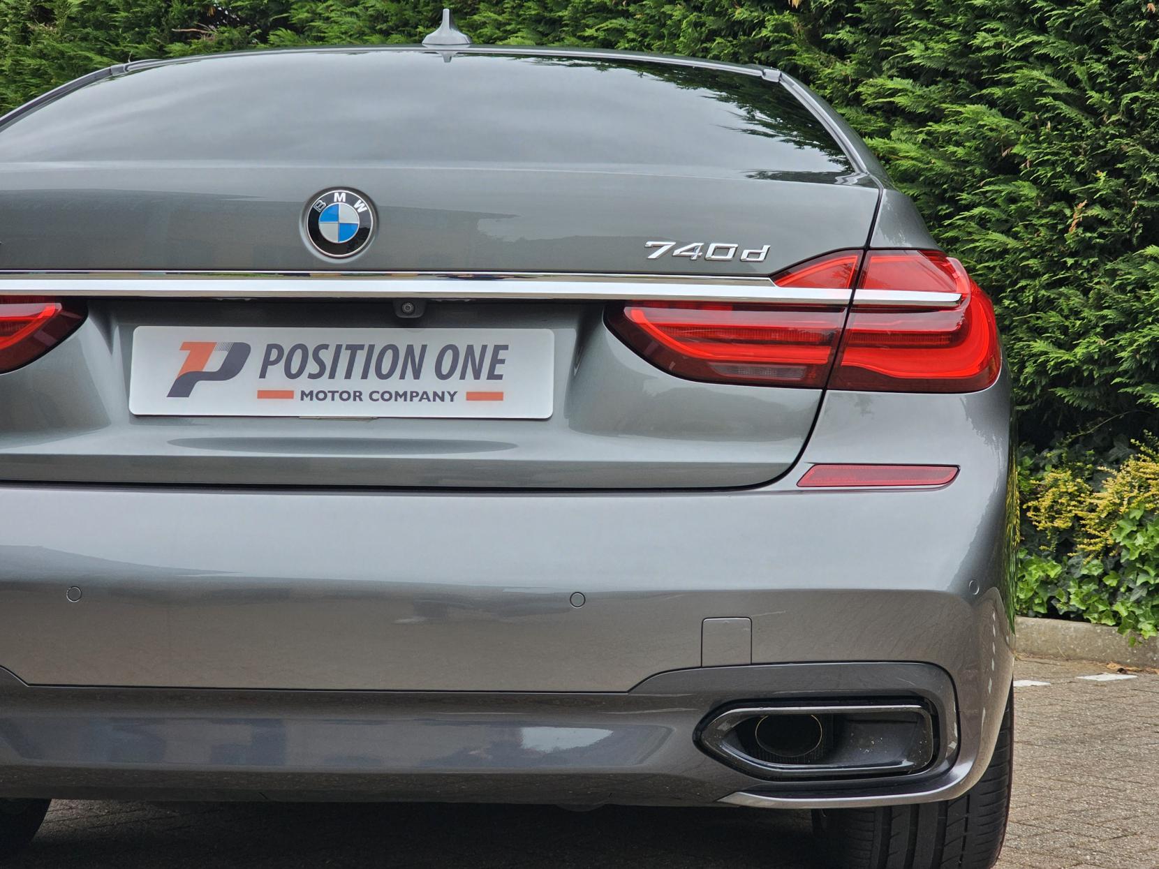 BMW 7 Series 3.0 740d M Sport Saloon 4dr Diesel Auto xDrive Euro 6 (s/s) (320 ps)