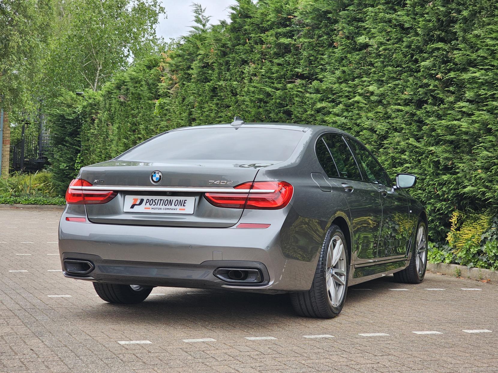 BMW 7 Series 3.0 740d M Sport Saloon 4dr Diesel Auto xDrive Euro 6 (s/s) (320 ps)
