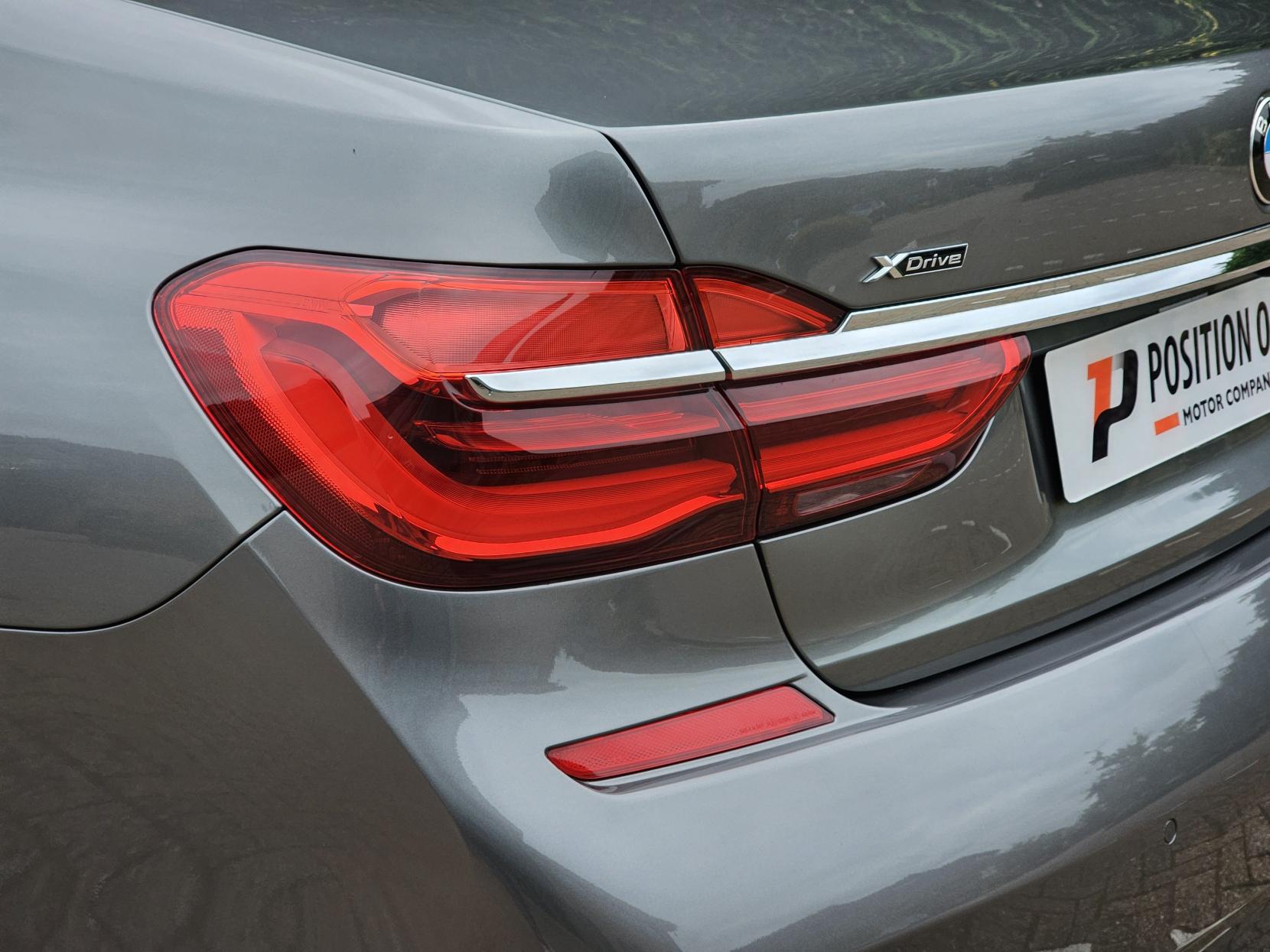 BMW 7 Series 3.0 740d M Sport Saloon 4dr Diesel Auto xDrive Euro 6 (s/s) (320 ps)