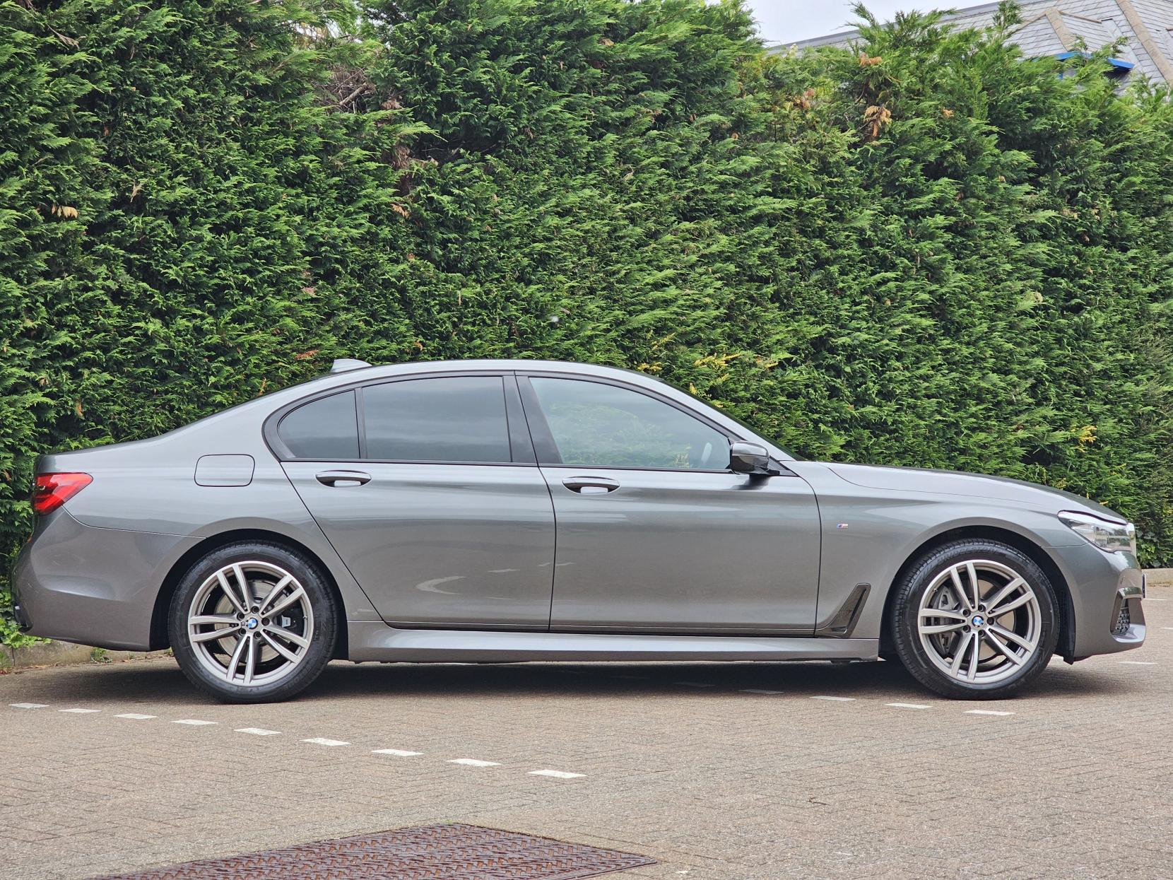 BMW 7 Series 3.0 740d M Sport Saloon 4dr Diesel Auto xDrive Euro 6 (s/s) (320 ps)