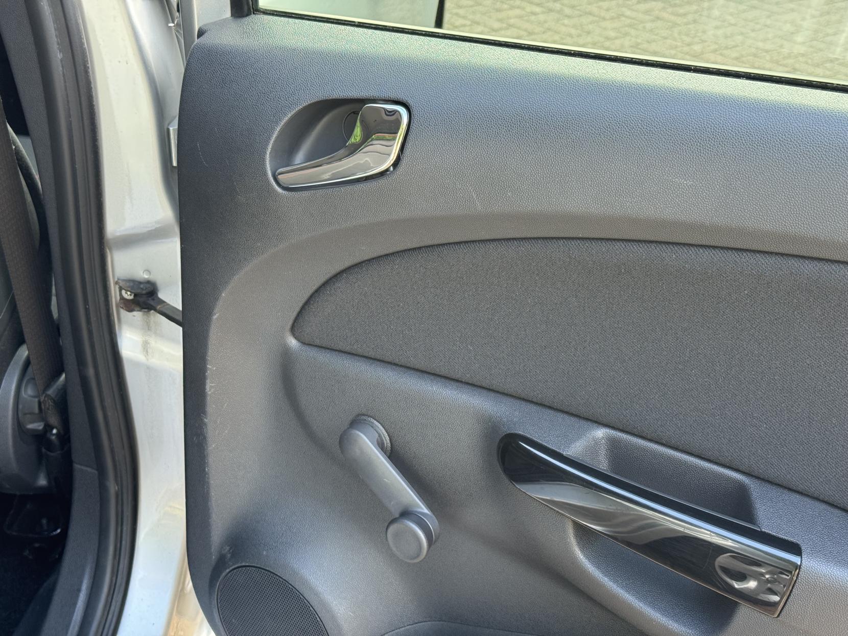 Vauxhall Corsa 1.4 16V SXi Hatchback 5dr Petrol Manual Wide Ratio Euro 5 (A/C) (100 ps)