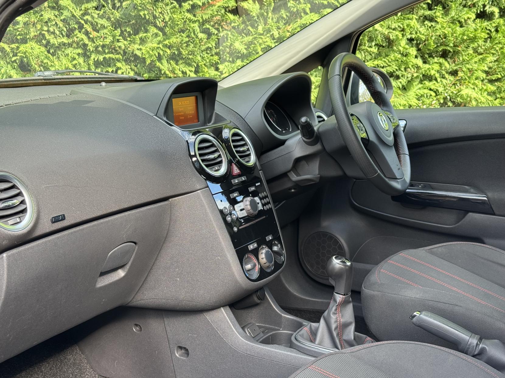 Vauxhall Corsa 1.4 16V SXi Hatchback 5dr Petrol Manual Wide Ratio Euro 5 (A/C) (100 ps)