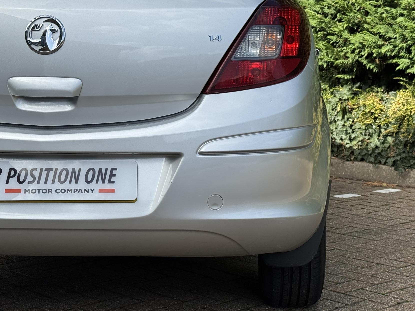 Vauxhall Corsa 1.4 16V SXi Hatchback 5dr Petrol Manual Wide Ratio Euro 5 (A/C) (100 ps)