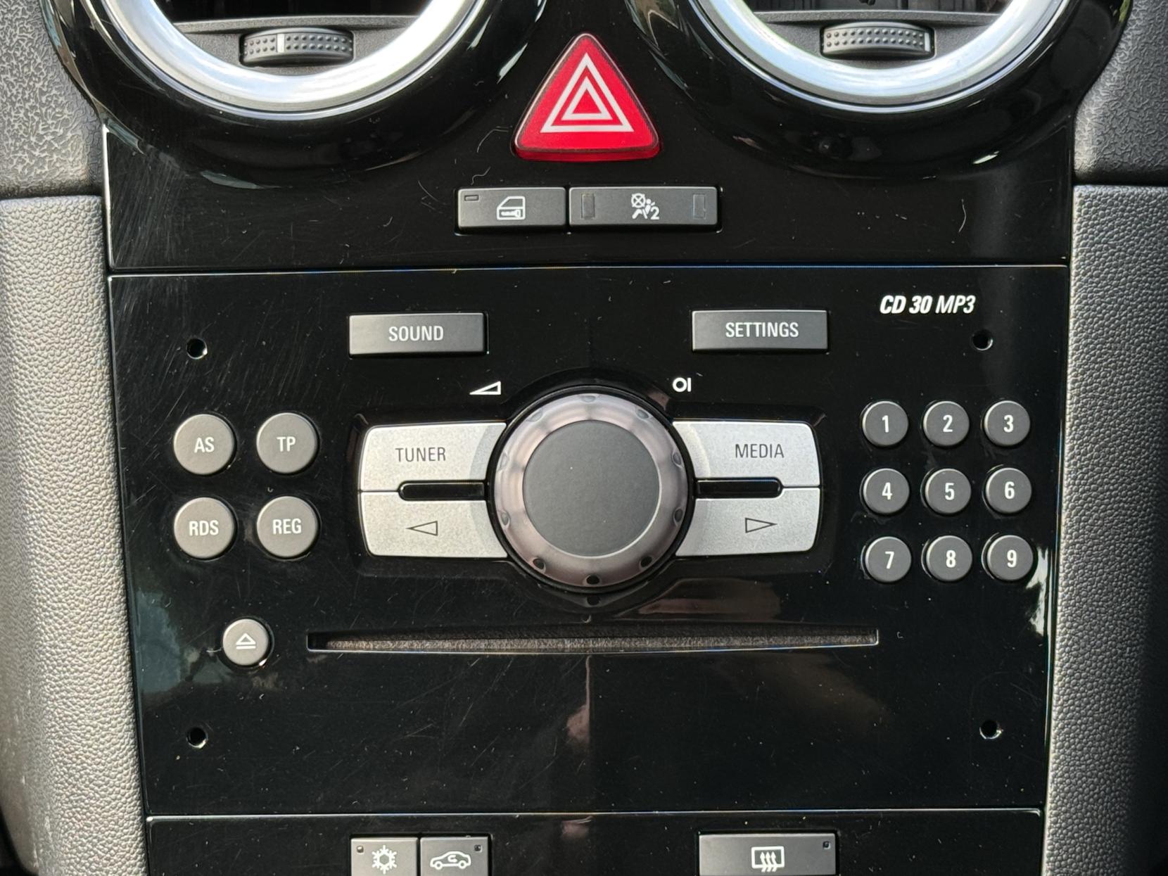 Vauxhall Corsa 1.4 16V SXi Hatchback 5dr Petrol Manual Wide Ratio Euro 5 (A/C) (100 ps)