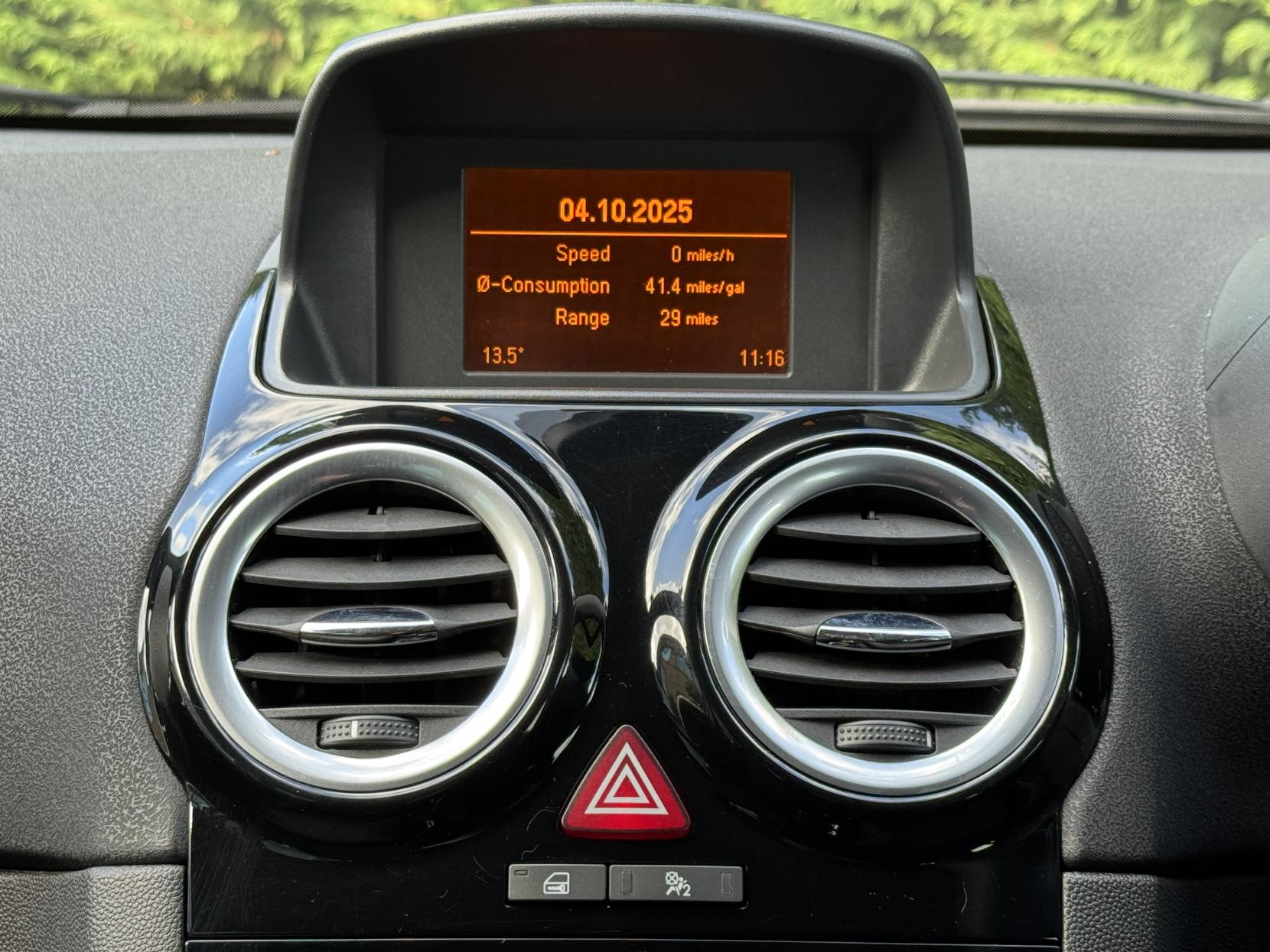 Vauxhall Corsa 1.4 16V SXi Hatchback 5dr Petrol Manual Wide Ratio Euro 5 (A/C) (100 ps)