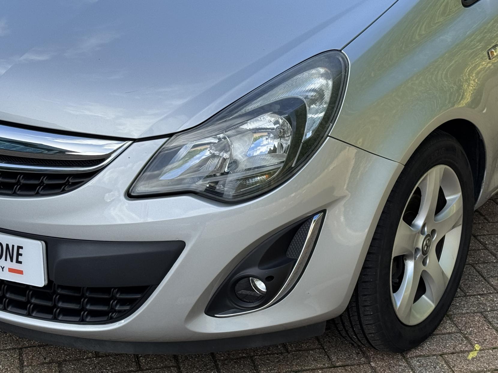 Vauxhall Corsa 1.4 16V SXi Hatchback 5dr Petrol Manual Wide Ratio Euro 5 (A/C) (100 ps)