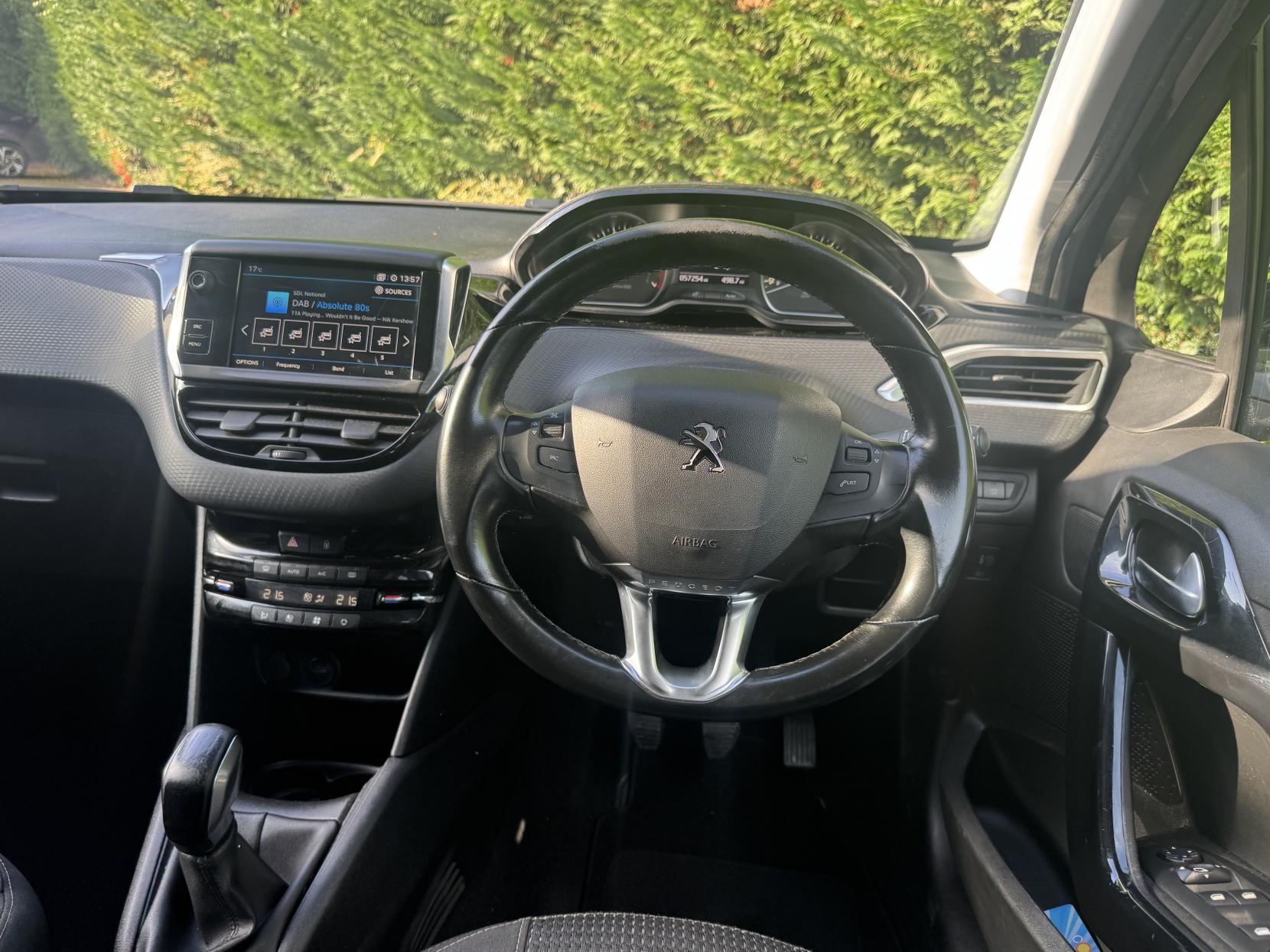 Peugeot 208 1.2 PureTech Tech Edition Hatchback 5dr Petrol Manual Euro 6 (s/s) (82 ps)