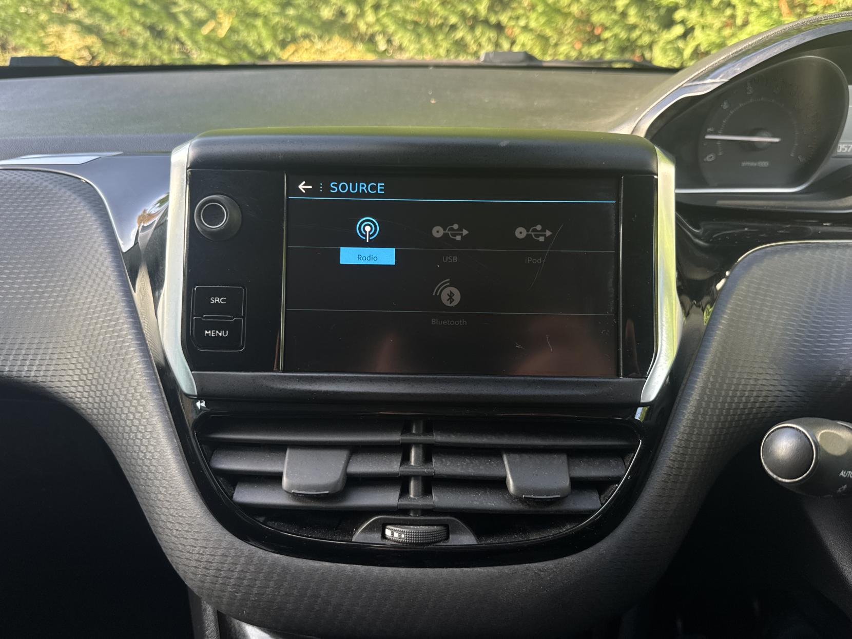 Peugeot 208 1.2 PureTech Tech Edition Hatchback 5dr Petrol Manual Euro 6 (s/s) (82 ps)