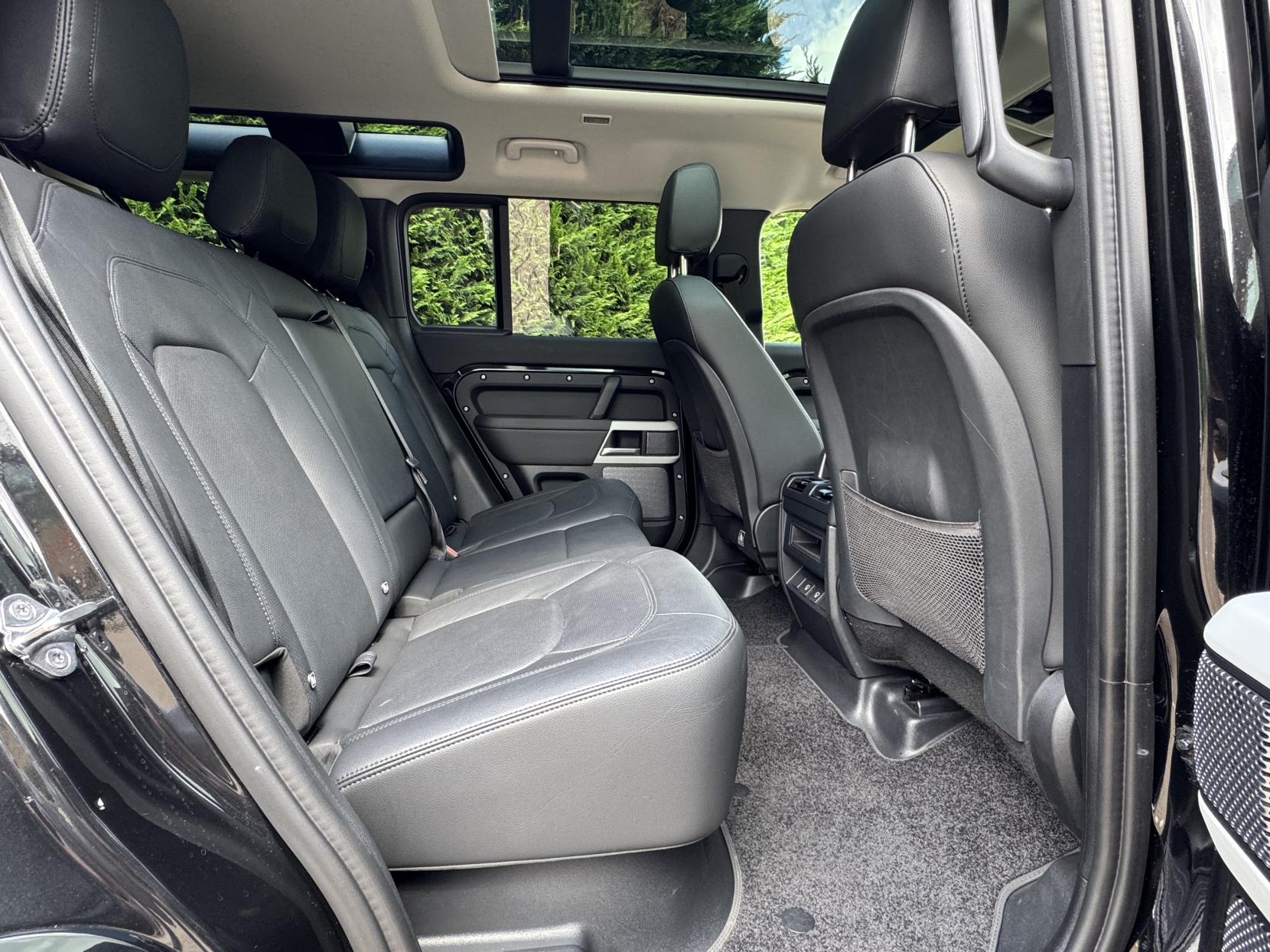 Land Rover Defender 110 3.0 D250 MHEV XS Edition SUV 5dr Diesel Auto 4WD Euro 6 (s/s) (250 ps)