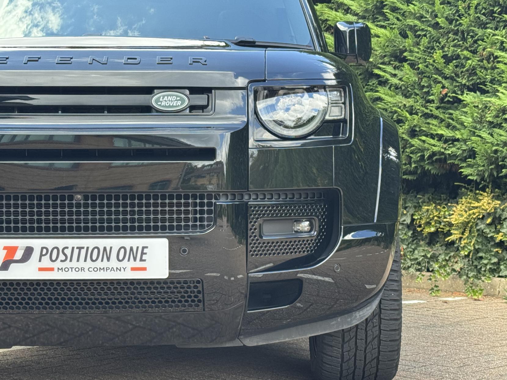 Land Rover Defender 110 3.0 D250 MHEV XS Edition SUV 5dr Diesel Auto 4WD Euro 6 (s/s) (250 ps)