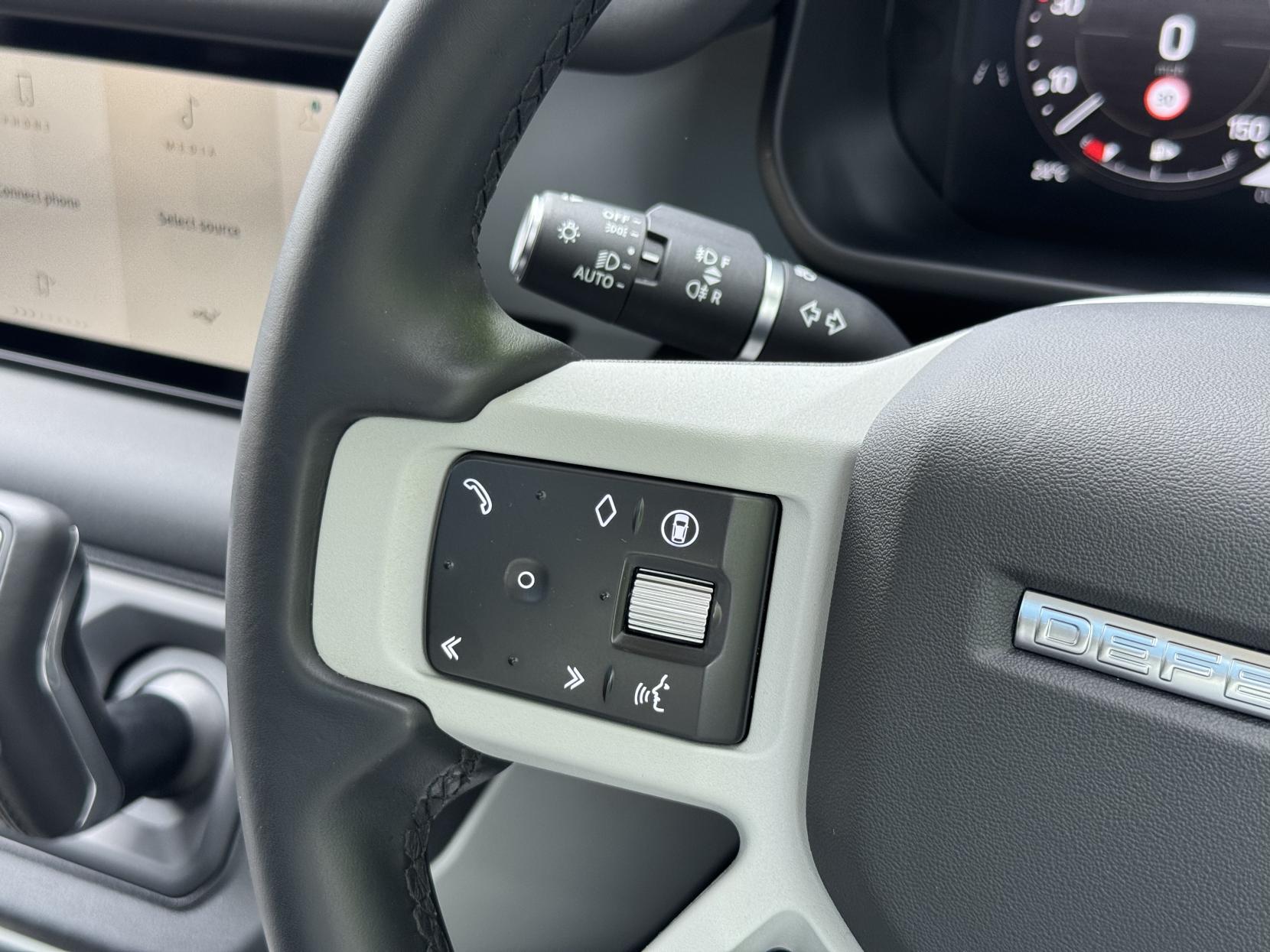 Land Rover Defender 110 3.0 D250 MHEV XS Edition SUV 5dr Diesel Auto 4WD Euro 6 (s/s) (250 ps)