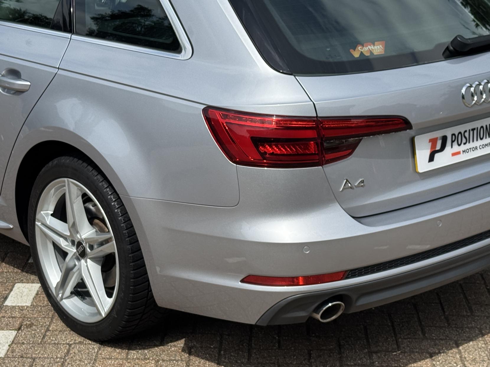 Audi A4 Avant 2.0 TDI S line Estate 5dr Diesel Manual Euro 6 (s/s) (150 ps)