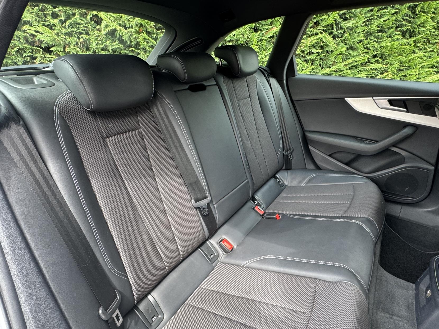 Audi A4 Avant 2.0 TDI S line Estate 5dr Diesel Manual Euro 6 (s/s) (150 ps)