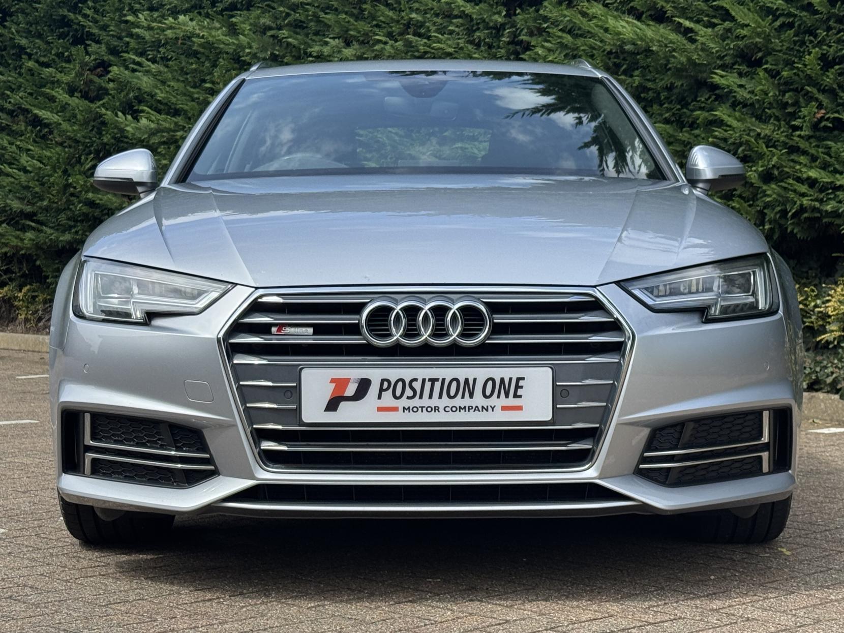 Audi A4 Avant 2.0 TDI S line Estate 5dr Diesel Manual Euro 6 (s/s) (150 ps)