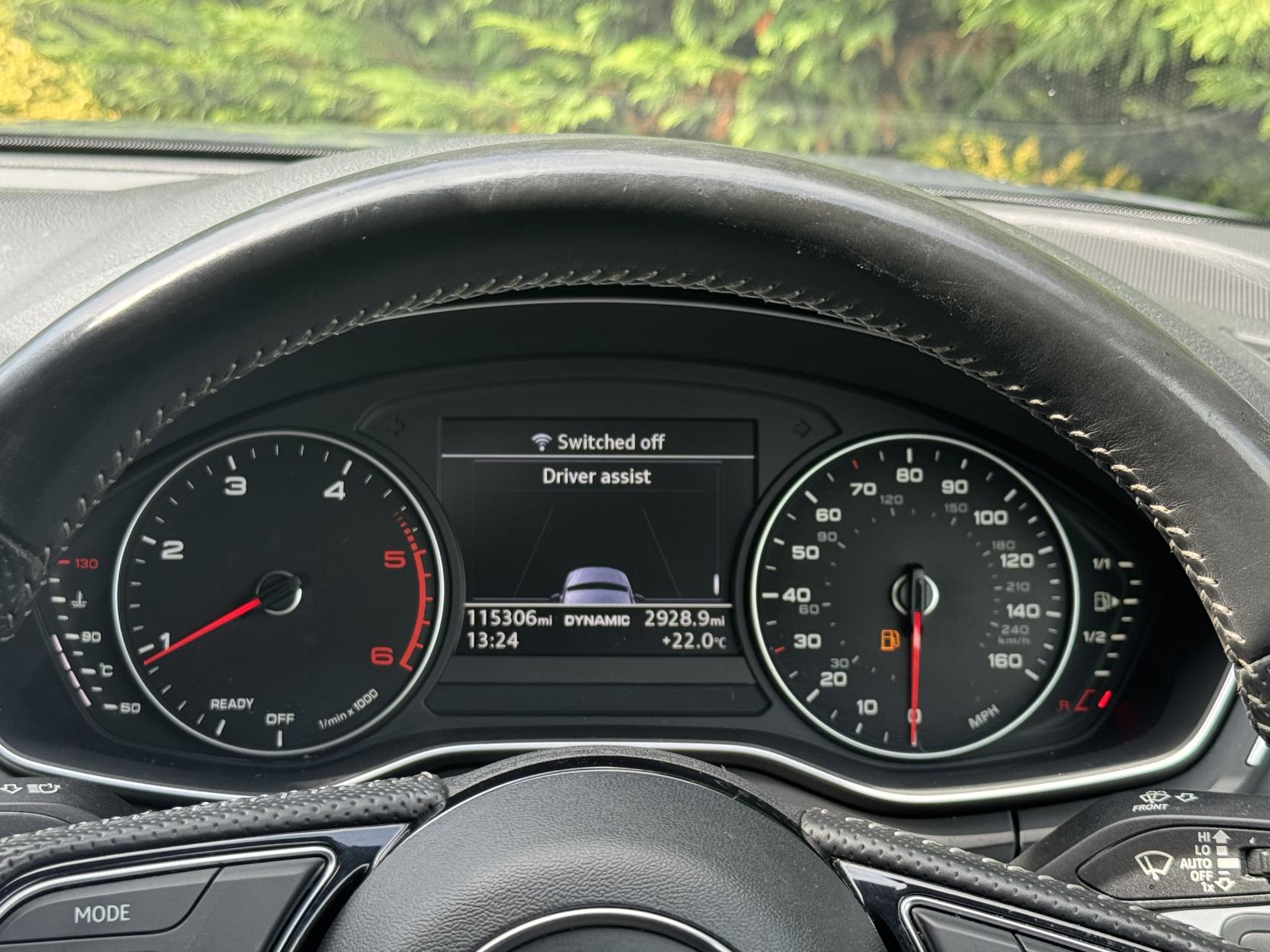 Audi A4 Avant 2.0 TDI S line Estate 5dr Diesel Manual Euro 6 (s/s) (150 ps)