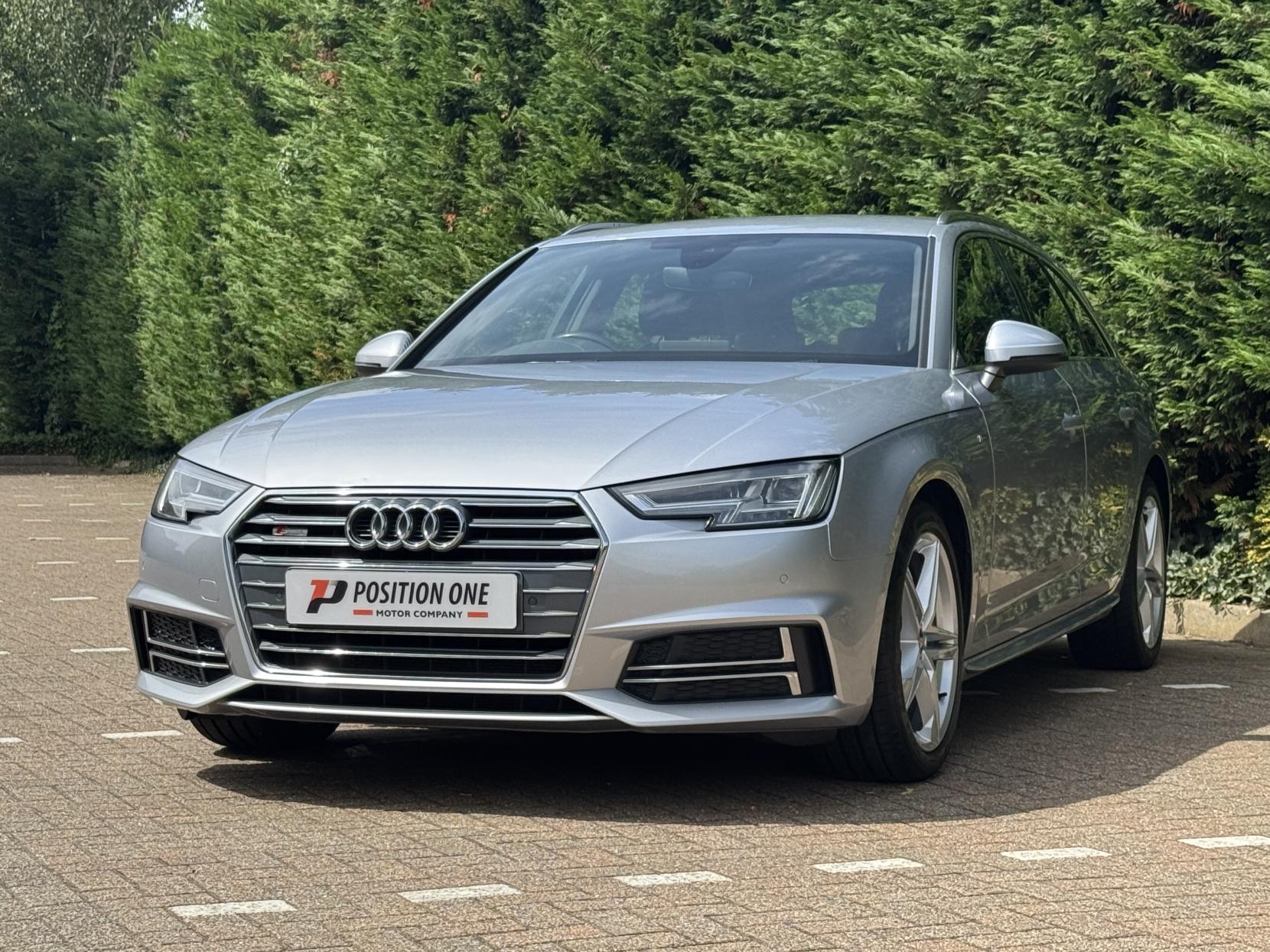Audi A4 Avant 2.0 TDI S line Estate 5dr Diesel Manual Euro 6 (s/s) (150 ps)