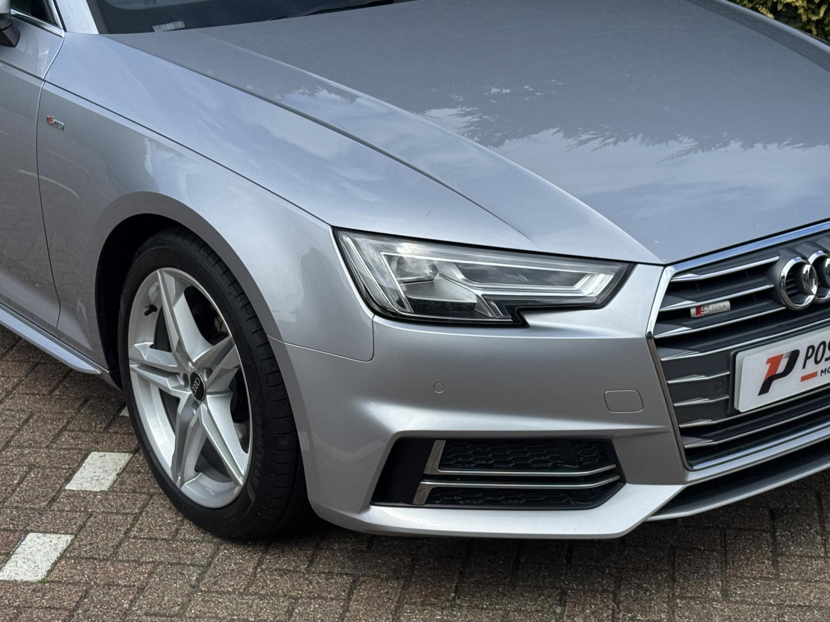 Audi A4 Avant 2.0 TDI S line Estate 5dr Diesel Manual Euro 6 (s/s) (150 ps)