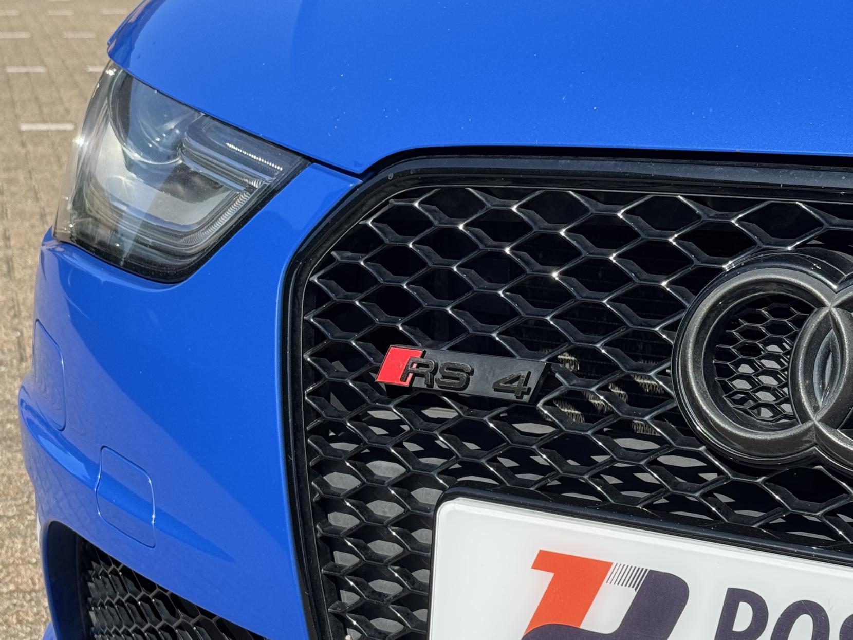 Audi RS4 Avant 4.2 FSI V8 Nogaro Estate 5dr Petrol S Tronic quattro Euro 5 (450 ps)
