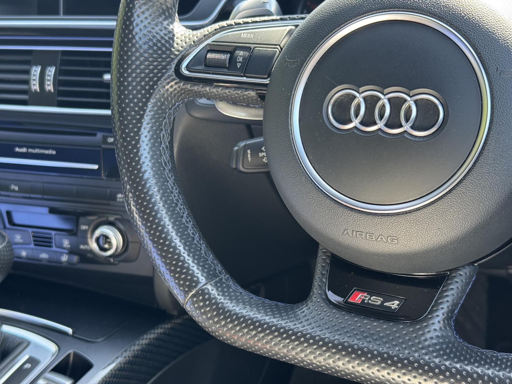Audi RS4 Avant 4.2 FSI V8 Nogaro Estate 5dr Petrol S Tronic quattro Euro 5 (450 ps)