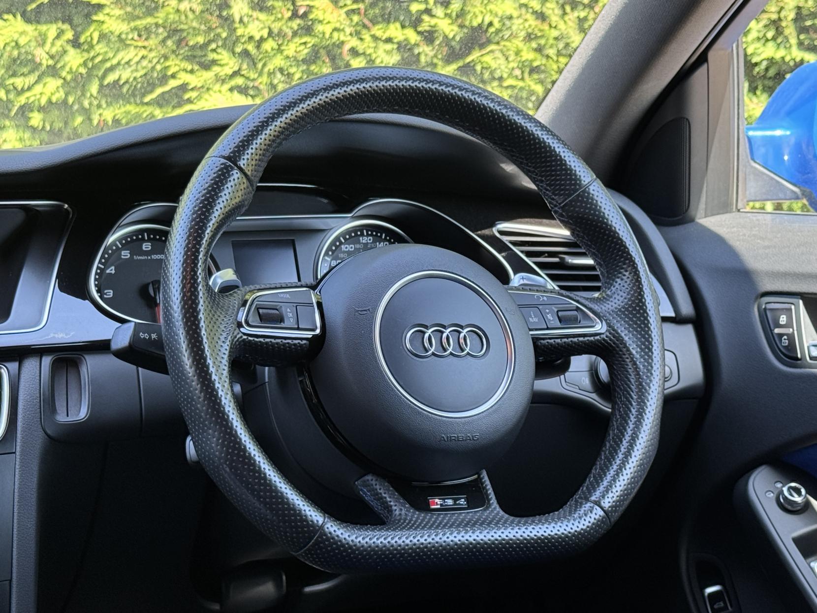 Audi RS4 Avant 4.2 FSI V8 Nogaro Estate 5dr Petrol S Tronic quattro Euro 5 (450 ps)