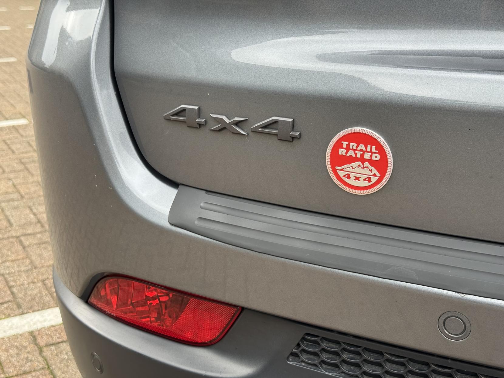 Jeep Compass 2.0 MultiJetII Trailhawk SUV 5dr Diesel Auto 4WD Euro 6 (s/s) (170 ps)