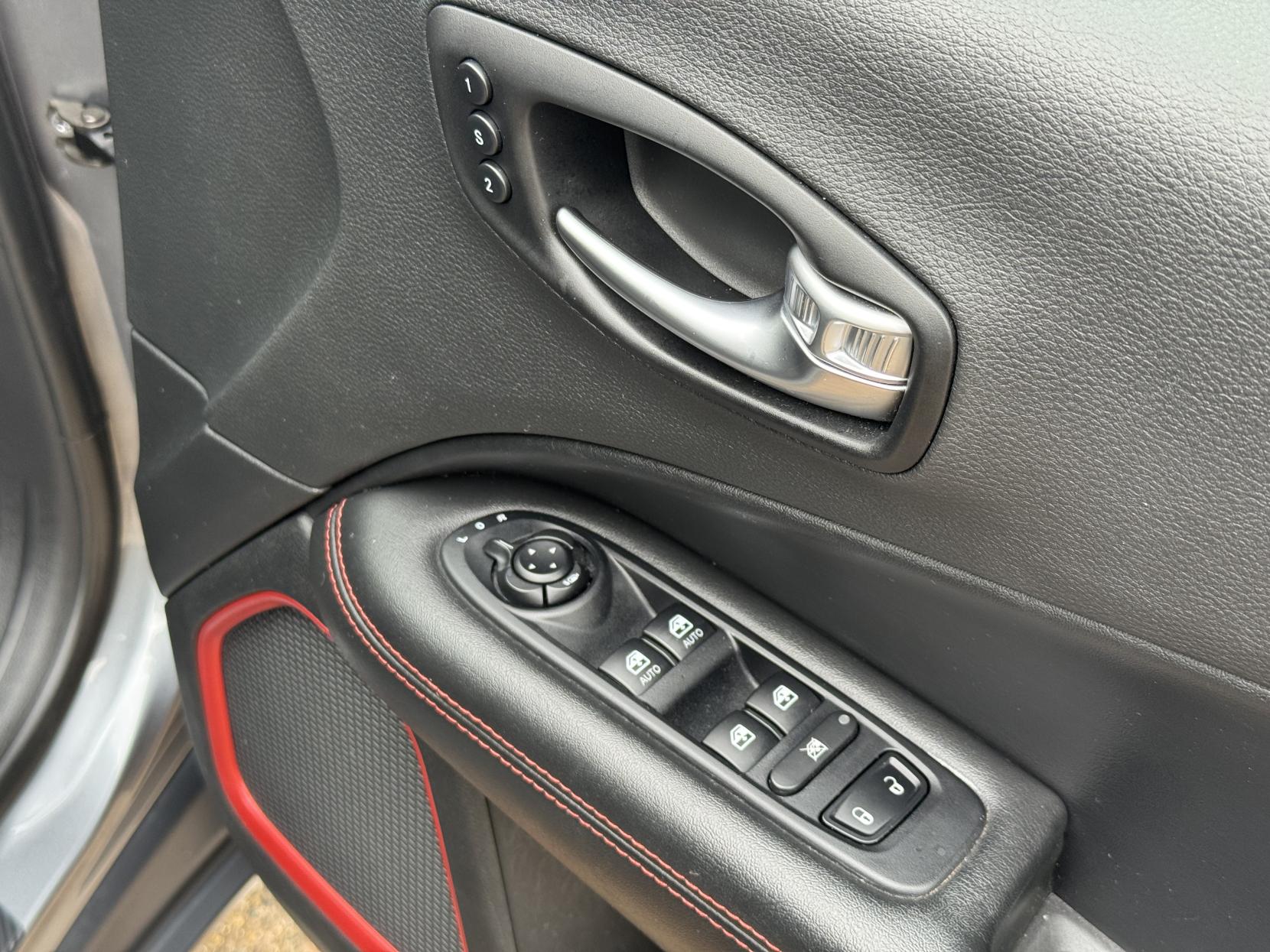 Jeep Compass 2.0 MultiJetII Trailhawk SUV 5dr Diesel Auto 4WD Euro 6 (s/s) (170 ps)