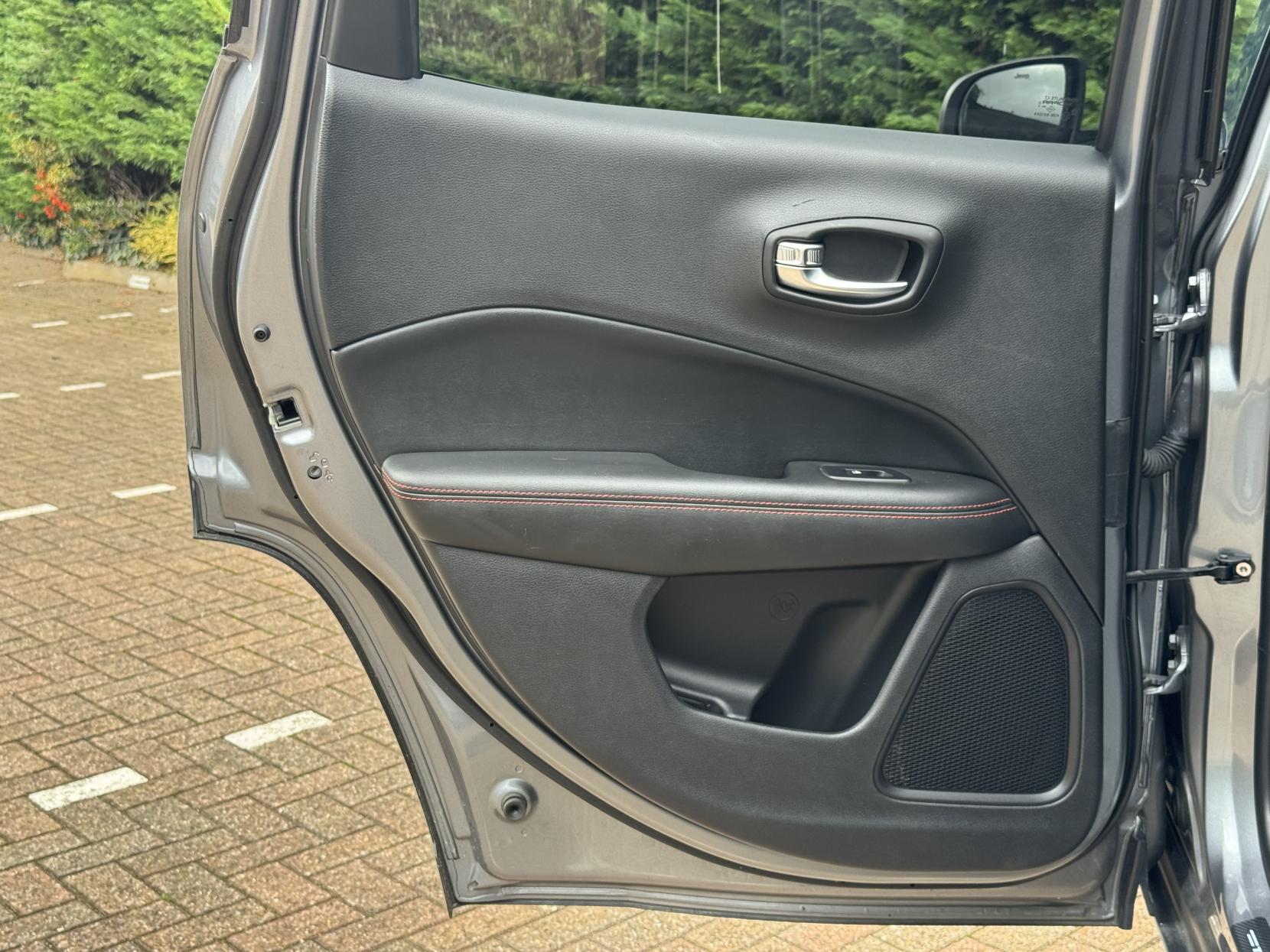 Jeep Compass 2.0 MultiJetII Trailhawk SUV 5dr Diesel Auto 4WD Euro 6 (s/s) (170 ps)