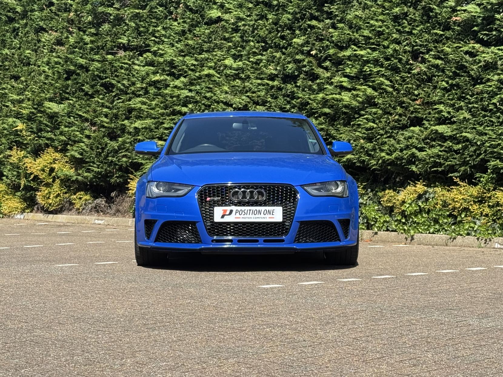 Audi RS4 Avant 4.2 FSI V8 Nogaro Estate 5dr Petrol S Tronic quattro Euro 5 (450 ps)