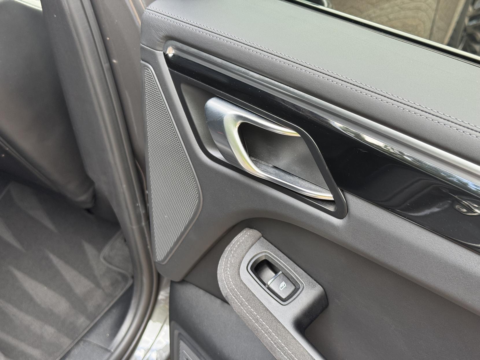 Porsche Macan 3.0T V6 GTS SUV 5dr Petrol PDK 4WD Euro 6 (s/s) (360 ps)