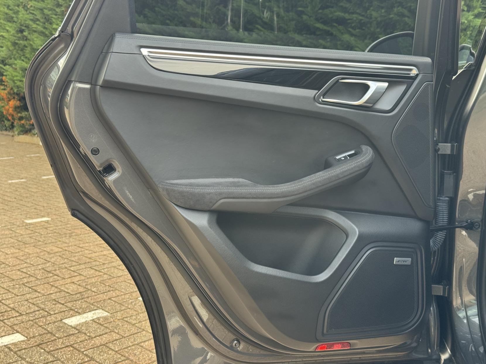 Porsche Macan 3.0T V6 GTS SUV 5dr Petrol PDK 4WD Euro 6 (s/s) (360 ps)