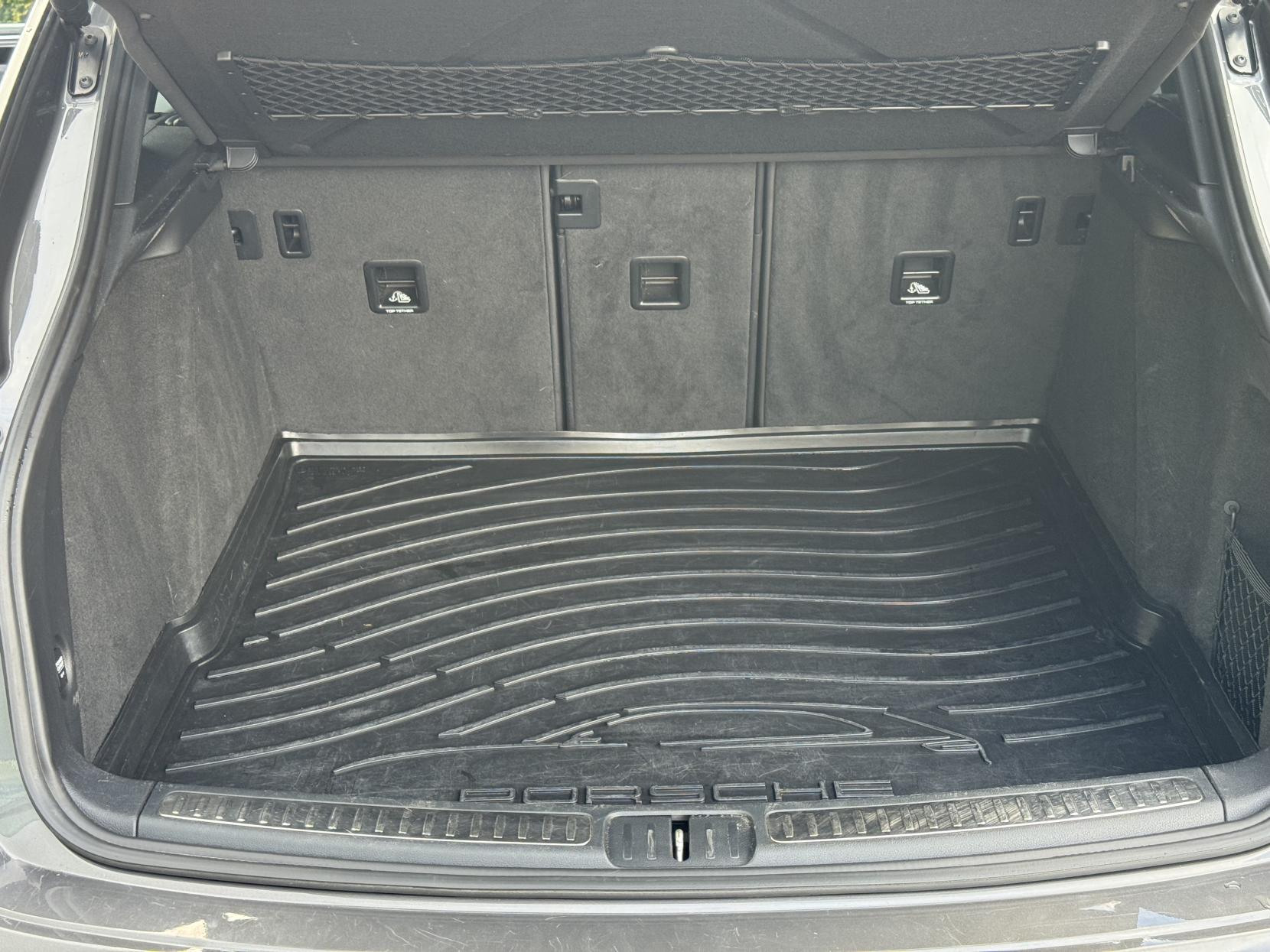 Porsche Macan 3.0T V6 GTS SUV 5dr Petrol PDK 4WD Euro 6 (s/s) (360 ps)