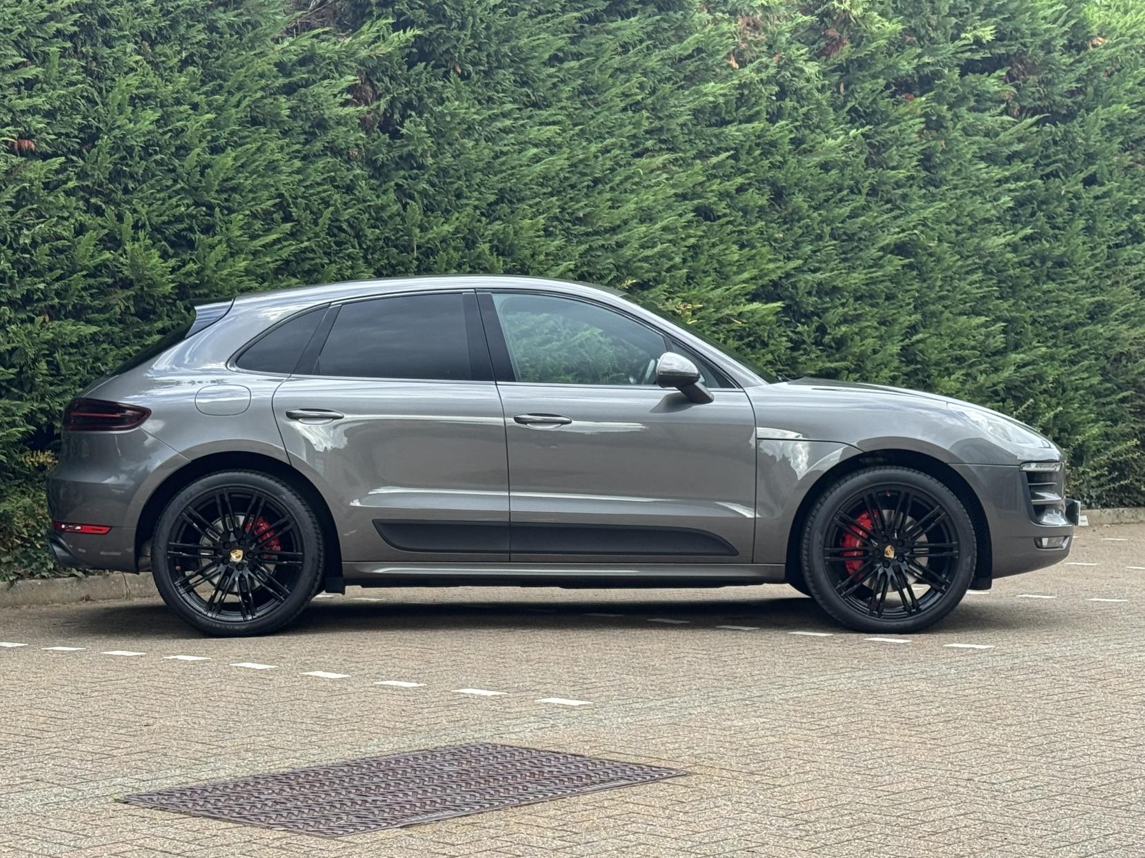 Porsche Macan 3.0T V6 GTS SUV 5dr Petrol PDK 4WD Euro 6 (s/s) (360 ps)
